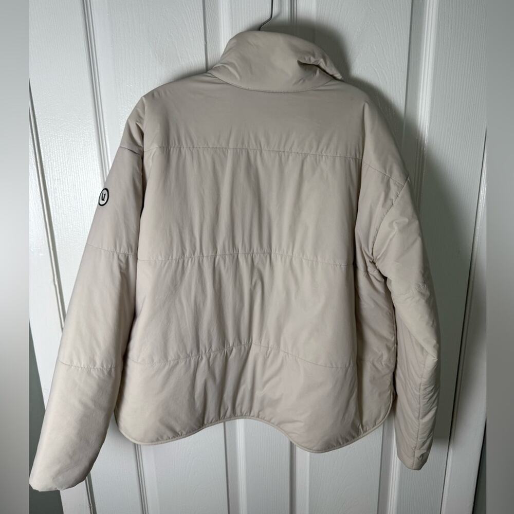 Vuori Canyon Insulated Jacket in Bone XL - Picture 5 of 8
